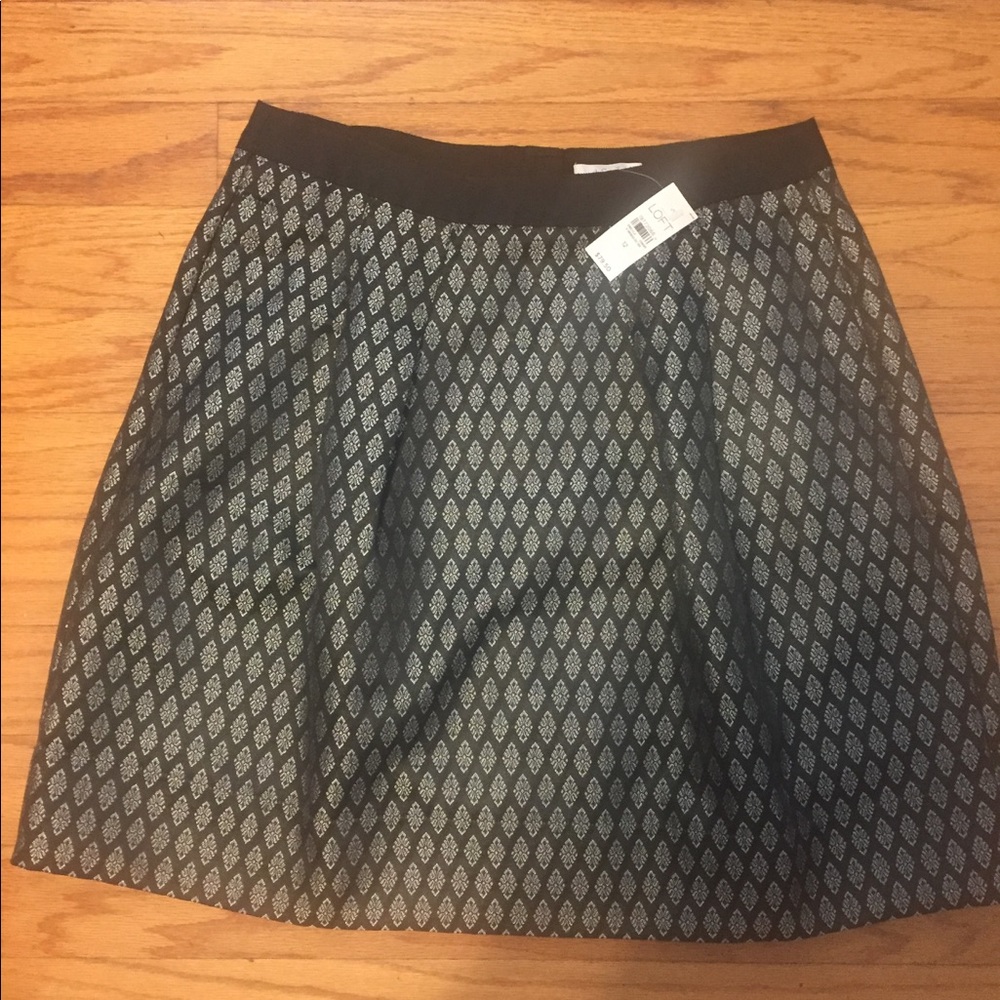Gray and gold Loft skirt